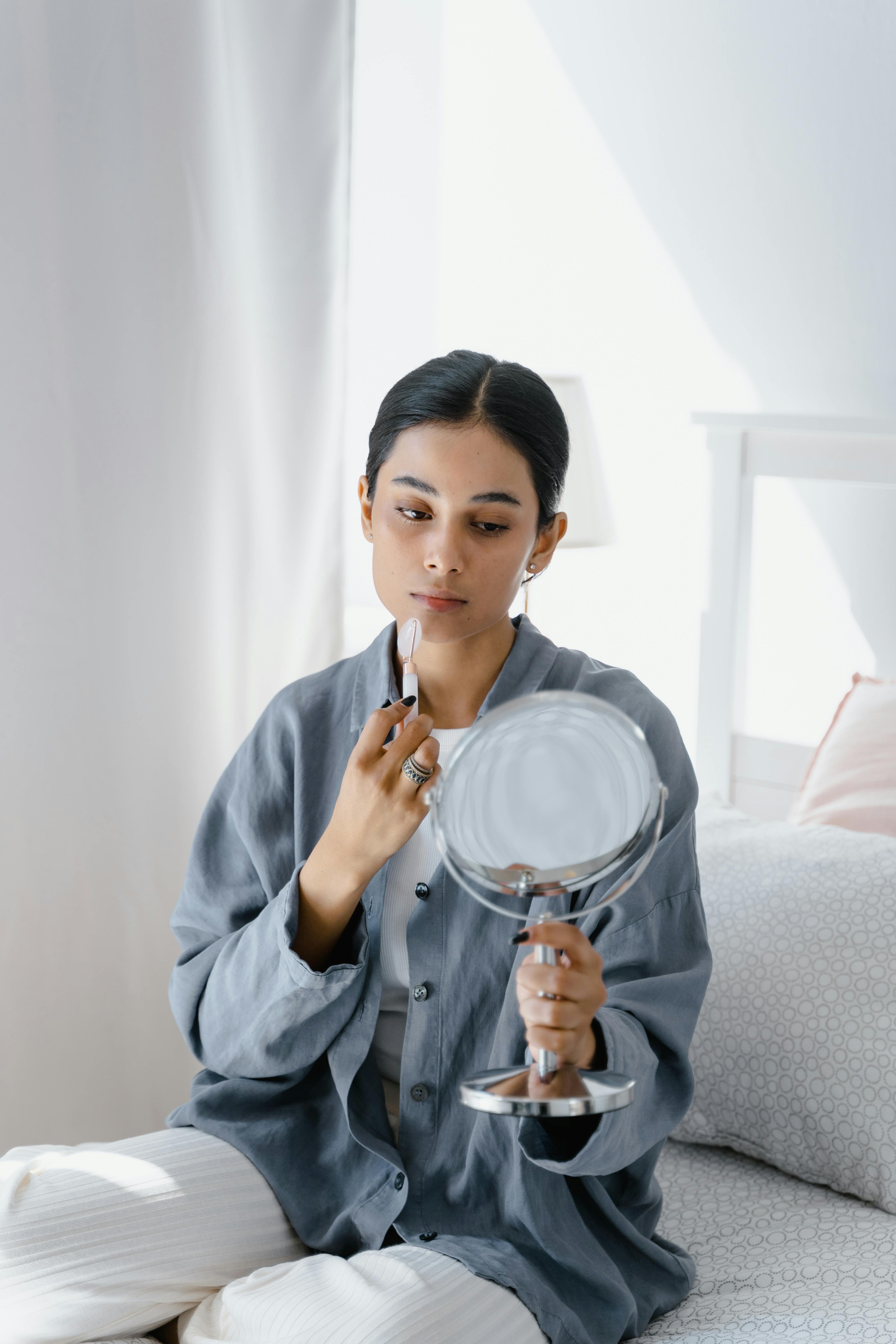 《白昼回声》电影海报